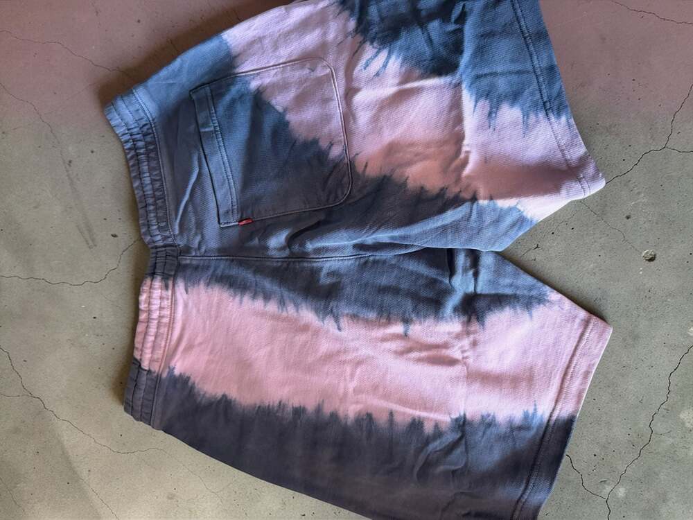 Levi's Men's Seasonal Garment Dyed Tie Dye Sweatshorts Moon Dream Lilac
